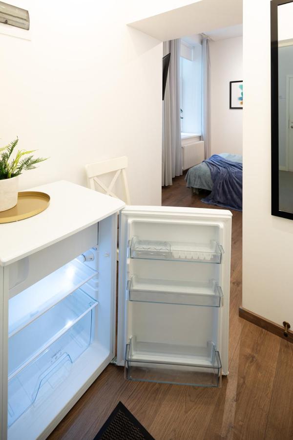 Kalnina Street Studio Apartment Riga Ngoại thất bức ảnh